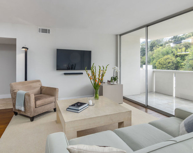 8787 Shoreham Drive - Photo Thumbnail 9