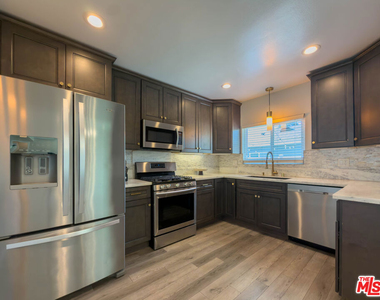 15449 Septo Street - Photo Thumbnail 4