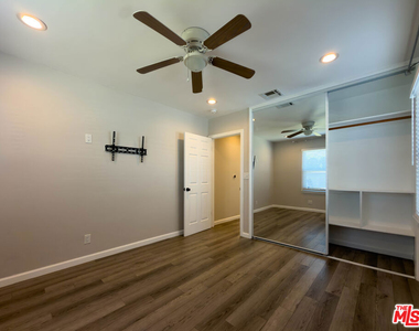 15449 Septo Street - Photo Thumbnail 11