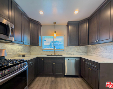15449 Septo Street - Photo Thumbnail 5