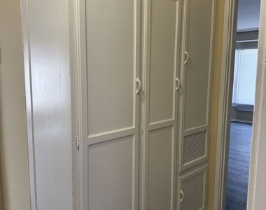 4479 W 61st Street - Photo Thumbnail 8