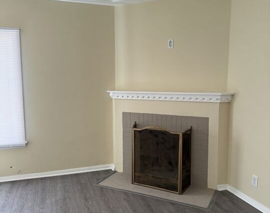 4479 W 61st Street - Photo Thumbnail 12