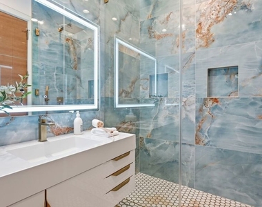 16341 3/4 Sloan Drive - Photo Thumbnail 6