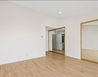 6798 Las Olas Way - Photo Thumbnail 10