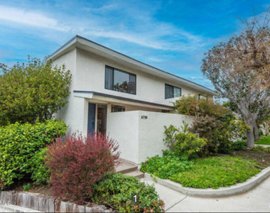 6798 Las Olas Way - Photo Thumbnail 12