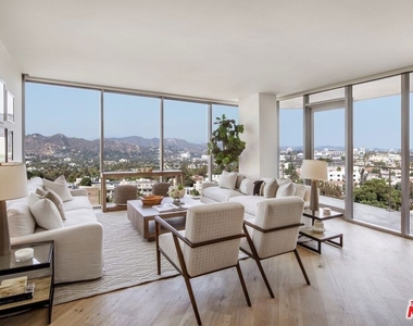 8500 Burton Way - Photo Thumbnail 11