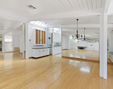 738 Hanley Avenue - Photo Thumbnail 13