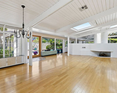 738 Hanley Avenue - Photo Thumbnail 12