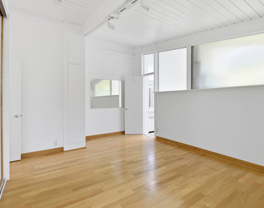 738 Hanley Avenue - Photo Thumbnail 25