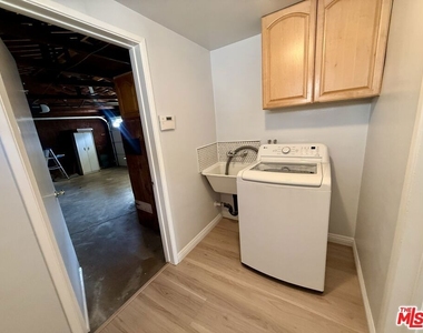 2766 Dunleer Place - Photo Thumbnail 13
