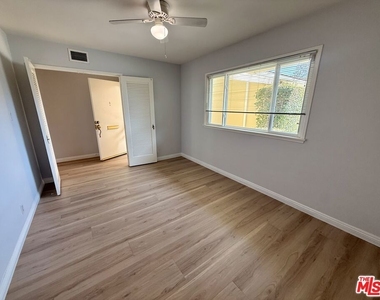 2766 Dunleer Place - Photo Thumbnail 7