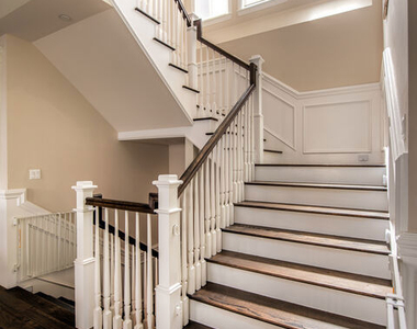 12142 Hollyglen Place - Photo Thumbnail 17