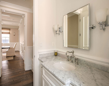 12142 Hollyglen Place - Photo Thumbnail 16