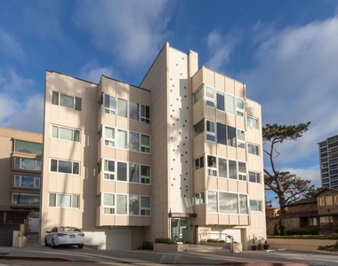 1039 Coast Blvd - Photo Thumbnail 23