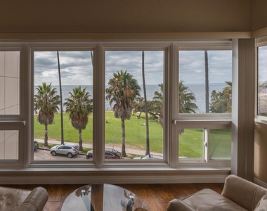 1039 Coast Blvd - Photo Thumbnail 4