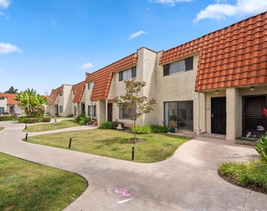 5580 Lake Park Way - Photo Thumbnail 30
