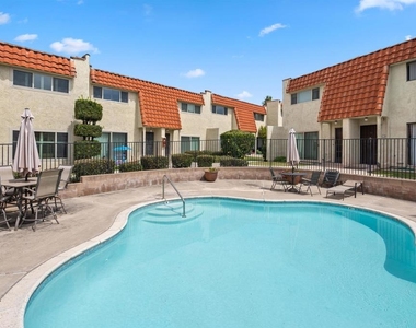 5580 Lake Park Way - Photo Thumbnail 33