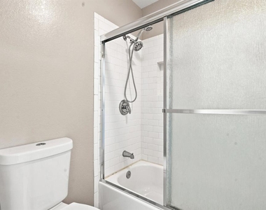 5704 Camino Del Cielo - Photo Thumbnail 17