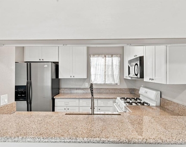 5704 Camino Del Cielo - Photo Thumbnail 4