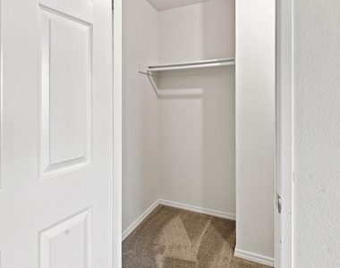 5704 Camino Del Cielo - Photo Thumbnail 16