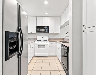 5704 Camino Del Cielo - Photo Thumbnail 6