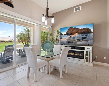 39305 Fernwood Glen Court - Photo Thumbnail 8