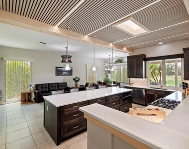 39305 Fernwood Glen Court - Photo Thumbnail 12