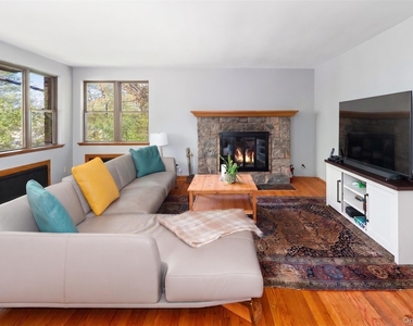 37c Mekeel Street - Photo Thumbnail 6