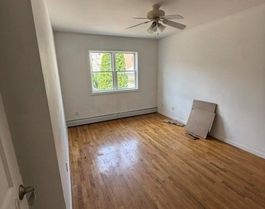 6140 173rd Street - Photo Thumbnail 10