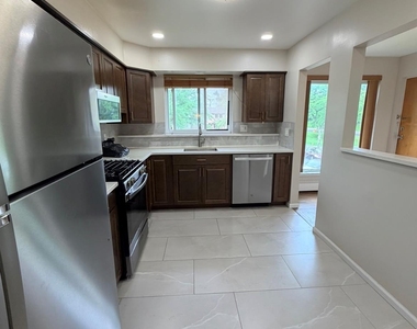3 Barnett Drive - Photo Thumbnail 3