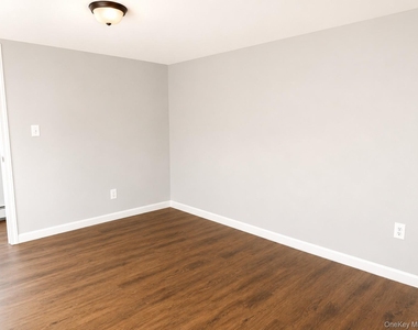 19 Orchard Street - Photo Thumbnail 5