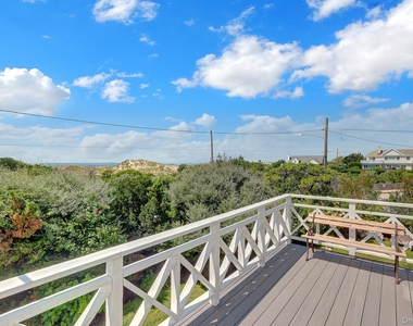 12 Ocean Boulevard - Photo Thumbnail 36
