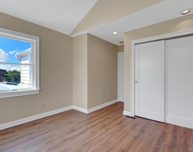 12 Ocean Boulevard - Photo Thumbnail 27