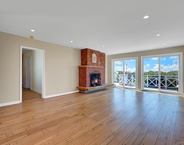 12 Ocean Boulevard - Photo Thumbnail 29