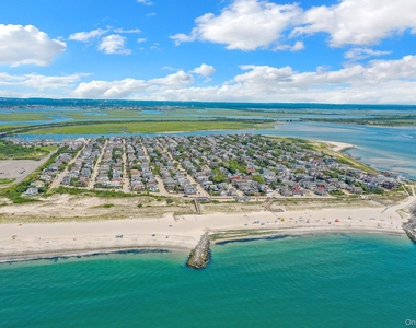 12 Ocean Boulevard - Photo Thumbnail 4