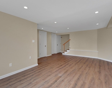 12 Ocean Boulevard - Photo Thumbnail 13