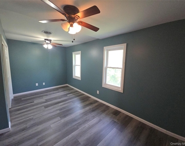 34 Red Barn Road - Photo Thumbnail 13
