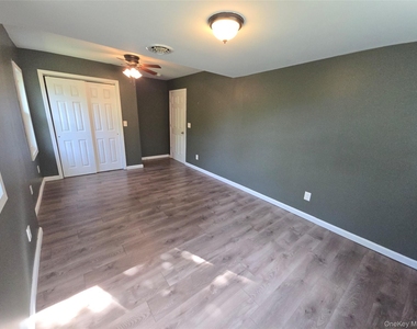 34 Red Barn Road - Photo Thumbnail 10