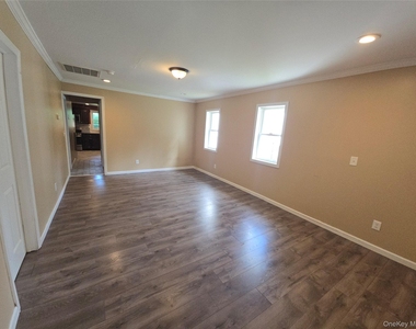 34 Red Barn Road - Photo Thumbnail 3