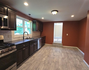 34 Red Barn Road - Photo Thumbnail 1