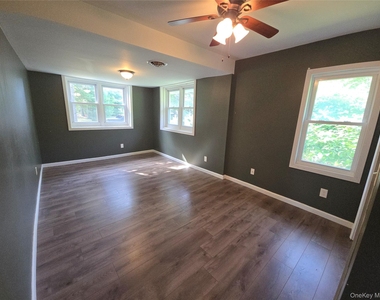 34 Red Barn Road - Photo Thumbnail 11