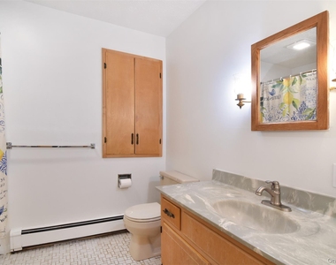 32 Springwood Avenue - Photo Thumbnail 11