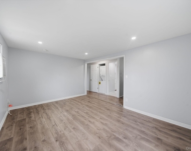 57 Pearl Street - Photo Thumbnail 3