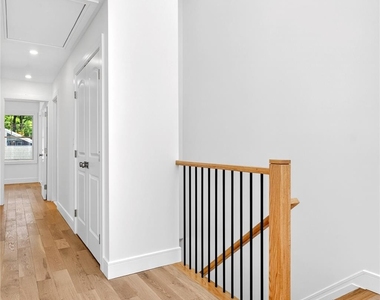 37 Corchaug Avenue - Photo Thumbnail 13