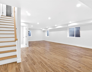 37 Corchaug Avenue - Photo Thumbnail 23