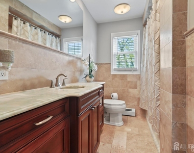 262 Wall Street - Photo Thumbnail 9
