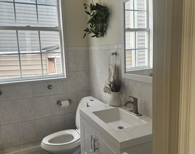 297 Sutton Street - Photo Thumbnail 11