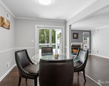 6 Bradford Drive - Photo Thumbnail 6
