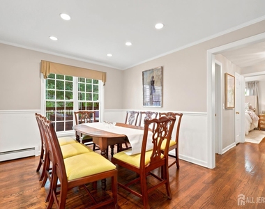 1434 Maplewood Terrace - Photo Thumbnail 9