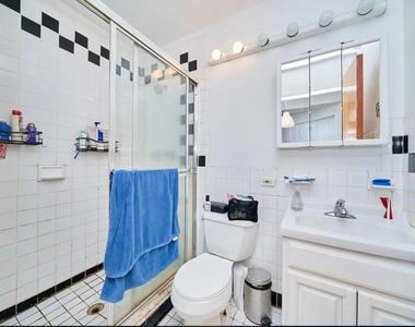337 W 43rd Street - Photo Thumbnail 11